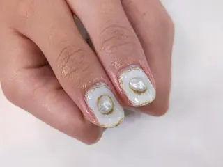 ネイル はばすみれ🎀ﾈｲﾙ 光ﾌｪｲｼｬﾙ ﾍｱのネイルデザイン