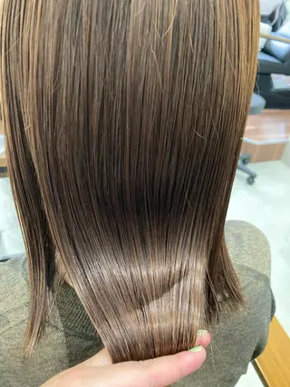 ミディアム Larry🌼中下 美香のヘアスタイル