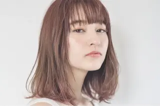 ミディアム Bonheur umedaのヘアスタイル