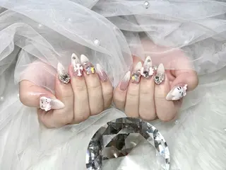ネイル SHE NAILのネイルデザイン