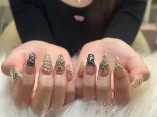 ネイル NIE NAIL Luxeのネイルデザイン