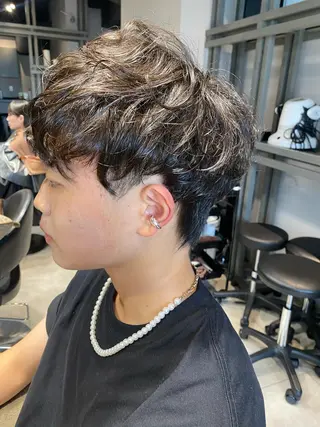 パーマ メンズ 似合う髪型見つけます AYAKAのヘアスタイル