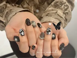 ネイル e’s nail Lumièreのネイルデザイン