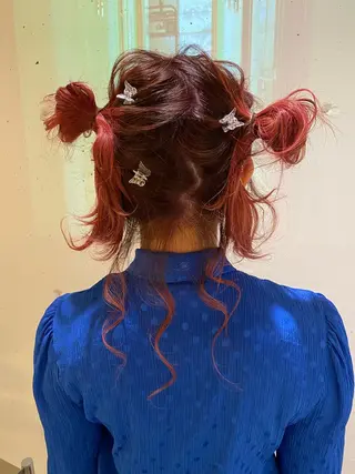 ロング カラー 聖 来のヘアスタイル