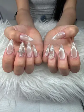 ネイル Anmi Nail 新宿のネイルデザイン