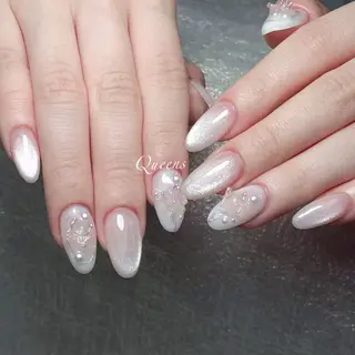 ネイル Queens 榊 まおのネイルデザイン