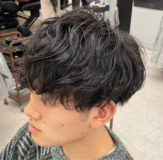 パーマ メンズ 京都河原町 メンズパーマ助川龍哉のヘアスタイル