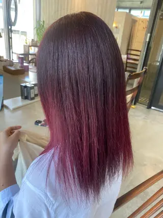 セミロング カラー 西岡 乙花のヘアスタイル