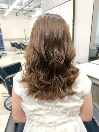 セミロング カラー ブリーチ特化🌻 ショート/akaneのヘアスタイル