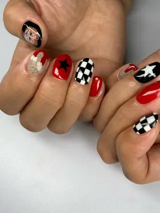 ネイル MIKA 🍊のネイルデザイン