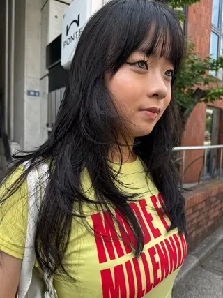ロング レイヤーカット\ウル フ　chinatsuのヘアスタイル