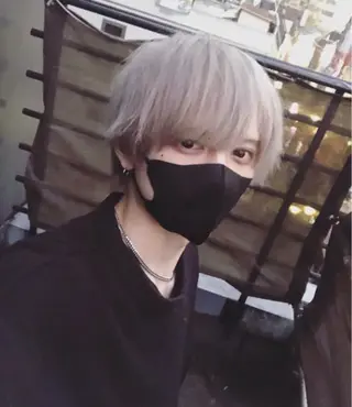 ショート 🩵ブリーチと ブリーチ矯正の人🩵のヘアスタイル