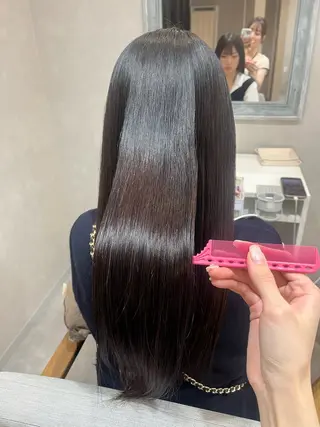 ロング 森 愛友のヘアスタイル