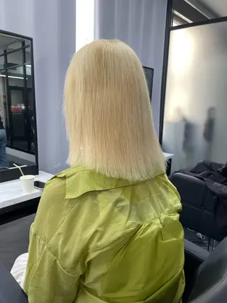 ミディアム カラー マリカ🦋韓国 ハイトーン/エクステのヘアスタイル