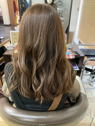 ロング 中山 ルミ子のヘアスタイル