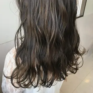 セミロング カラー Oopsレイヤー 加藤澄都のヘアスタイル