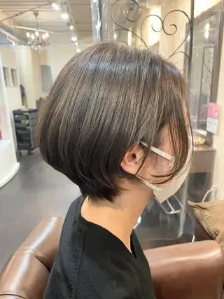 ショート カラー 西宮ハイトーンカラー ひらり💜のヘアスタイル