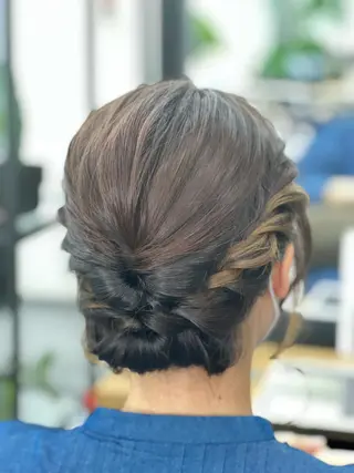 ヘアアレンジ THE PARK キシオカのヘアスタイル
