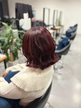 ミディアム カラー 山路 結花のヘアスタイル