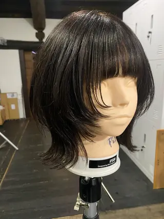 ミディアム 【novem】 serenのヘアスタイル