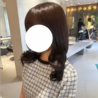 ミディアム カラー こばやし にな 🦖⋆͛ぷつっとボブのヘアスタイル
