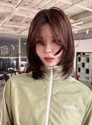 カラー 乙津 寧々のヘアスタイル