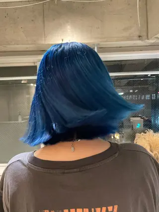 カラー ミルクティーベージュ ブリーチ🖤サヤカのヘアスタイル