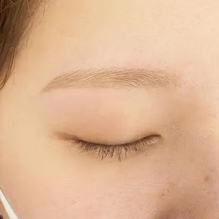カラー アイブロウ elblink risaのマツエク・マツパデザイン