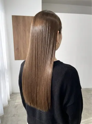 ロング カラー 白髪いかしハイライト 加藤のヘアスタイル