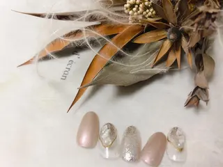 ネイル mogunail &blowのネイルデザイン