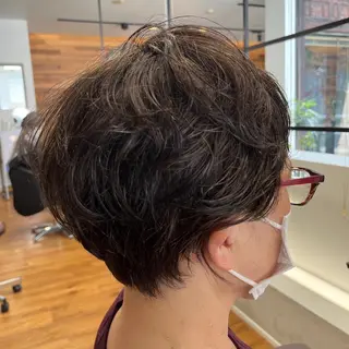 ショート パーマ オ ギのヘアスタイル