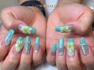 ネイル LYYM Salonのネイルデザイン