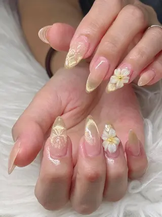 ネイル Lee Nailsのネイルデザイン