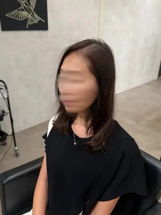 セミロング パーマ 上田 愛菜のヘアスタイル