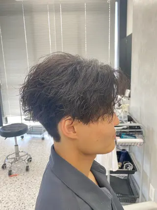 ショート カラー パーマ メンズ特化／ツイスパ ／波巻き／松本真生のヘアスタイル