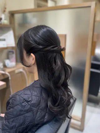 ヘアアレンジ chihiro 🐰 髪質改善/透明感🫧のヘアスタイル