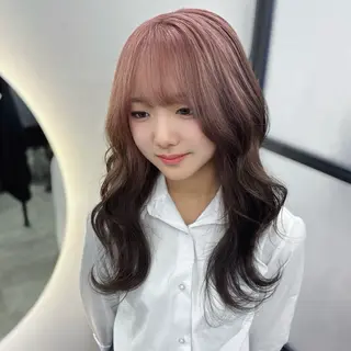 ロング カラー Ren. 🦋デザインカラーのヘアスタイル