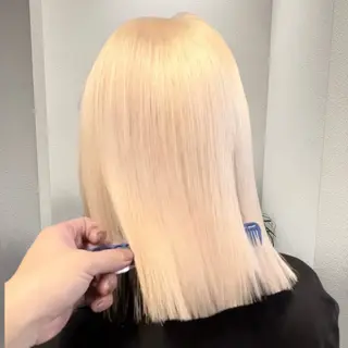 ミディアム カラー ヘアアレンジ ✨ブリーチ支持No1 複雑履歴修正/舘岡のヘアスタイル