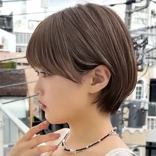 ショート カラー 🌟透明感カラー× 小顔カット いっせいのヘアスタイル