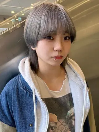 ショート カラー 🎀透明感 カラーHiROEのヘアスタイル