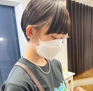 ショート カラー Hareru 豊田 修廣のヘアスタイル