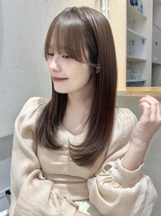 セミロング 顔周りレイヤー✨ MAHOのヘアスタイル