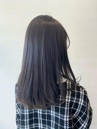 セミロング カラー 大畑 利奈のヘアスタイル
