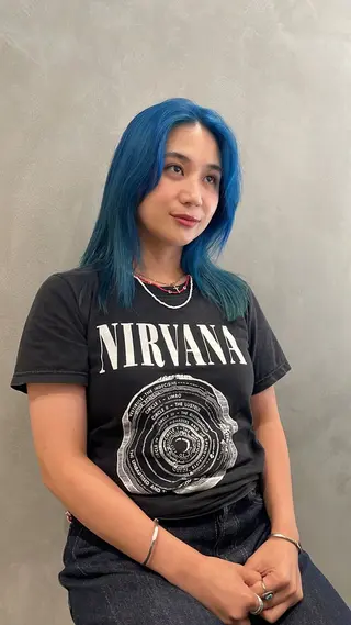 カラー 都築 菜美のヘアスタイル