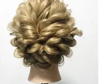 ヘアアレンジ Marika 🫧のマツエク・マツパデザイン