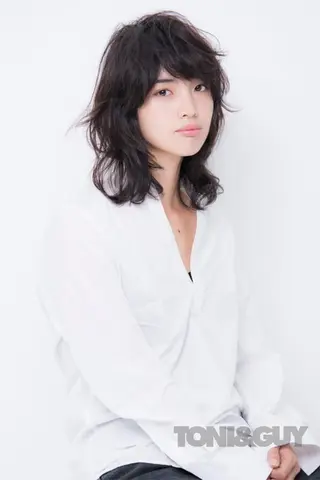 セミロング パーマ 苅北 泰輔のヘアスタイル