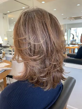 ミディアム カラー 小酒井 智洋のヘアスタイル