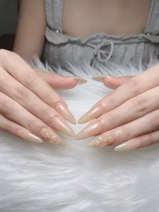 ネイル Sora  Nail 長さ出し専門店のネイルデザイン