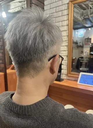 ショート flencia 丸 和博|カットのヘアスタイル