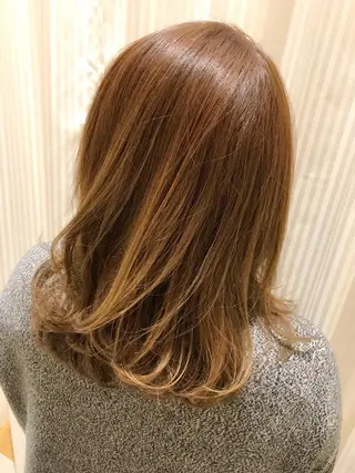 ミディアム カラー 田中 真衣のヘアスタイル